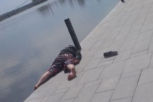 «На набережной умер мужчина». Пензячка сообщает об инциденте в центре города