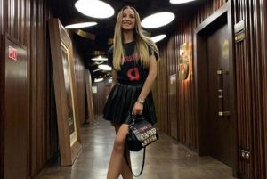«Чувствую, что-то от нас скрываешь». Ольга Бузова пошла в кино, но не сказала, с кем