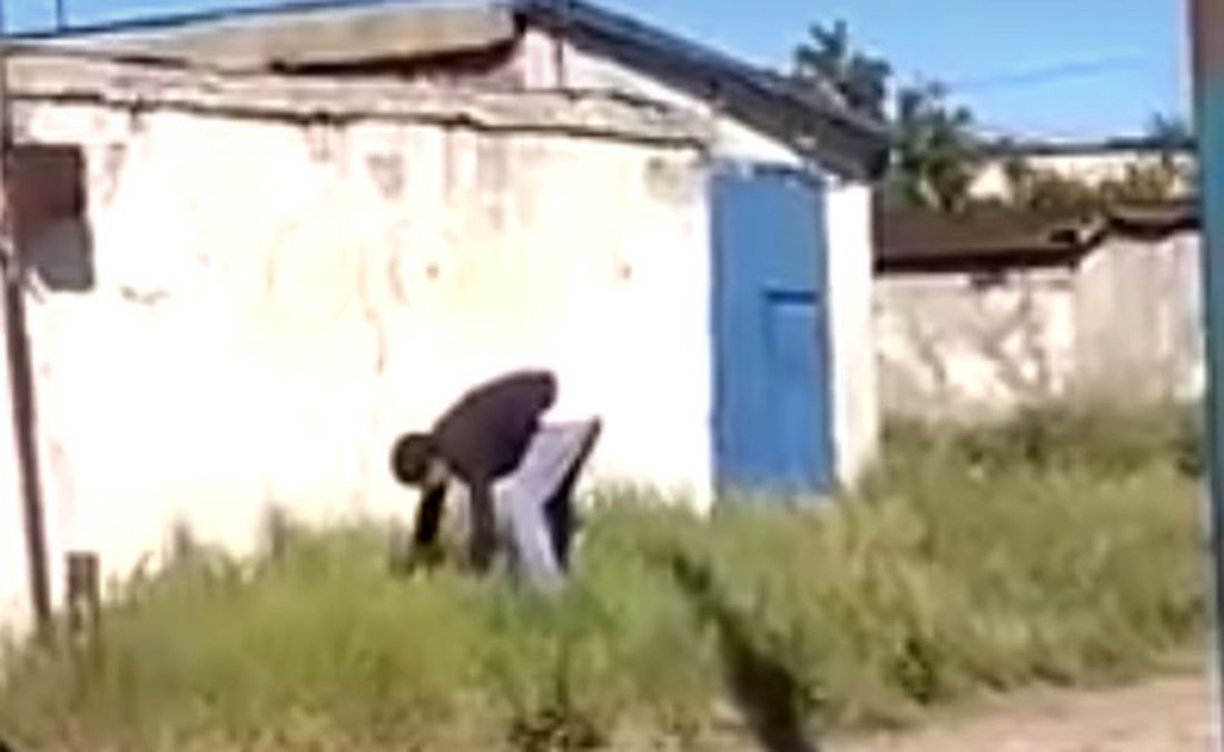 В Пензенской области наркомана, ищущего «закладку», сняли на видео