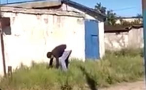 В Пензенской области наркомана, ищущего «закладку», сняли на видео