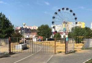 Жители города Спутник испытывают неудобства от перекрытого доступа к набережной. Фото