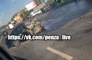 Пензенцы предполагают, что причиной жесткого ДТП на проспекте Победы стал открытый люк