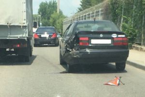 «Проезд затруднен». Возле пензенской ТЭЦ «Volkswagen» угодил в ДТП