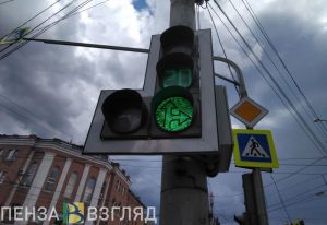 В Пензе девушку и парня сбили из-за неработающего ночью светофора