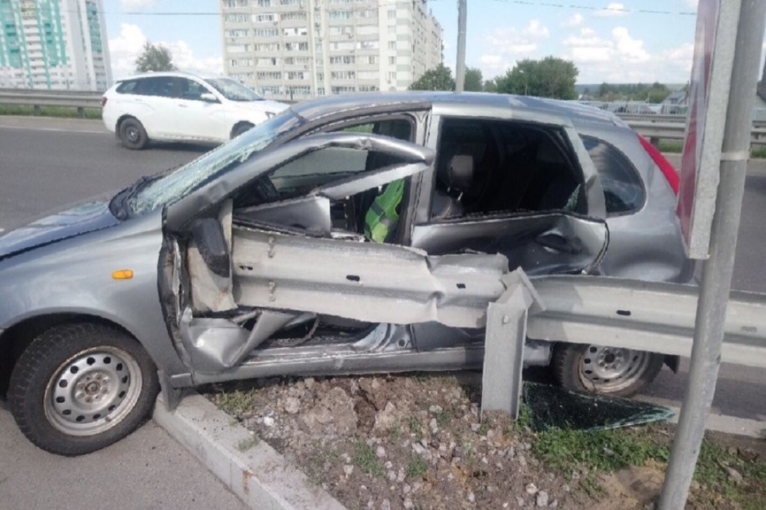 Зажатый в машине водитель, найденный блогер и наказание для зачинщиков беспорядков на трассе: новости Пензенской области за 18 июля