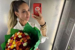 «Очень пошло выглядишь». Новое селфи Ольги Бузовой взбудоражило поклонников