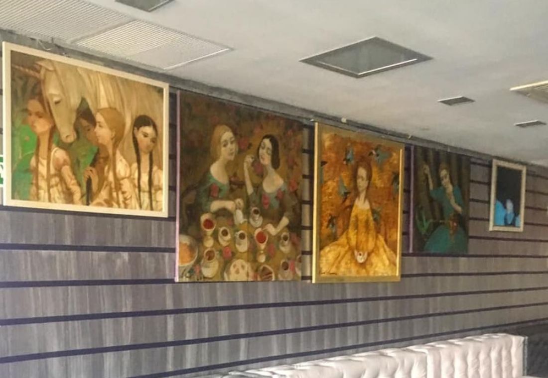 В пензенском кинотеатре открылась выставка картин Натальи Сюзевой