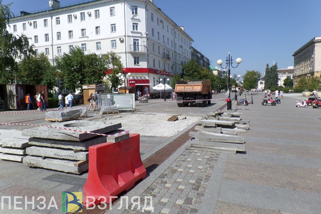 Чинить-копать. Поставщики тепла рассказали, зачем перекопали всю Московскую