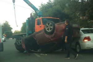Очевидцы рассказали, как в центре Пензы случилась авария с «перевертышем»