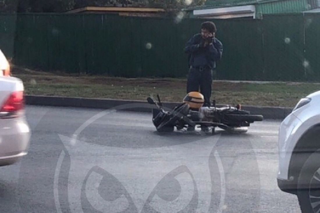 Очевидцы сообщили о ДТП с мотоциклистом в центре Пензы