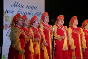 Более 300 пожилых пензенцев приняли участие в фестивале самодеятельного творчества