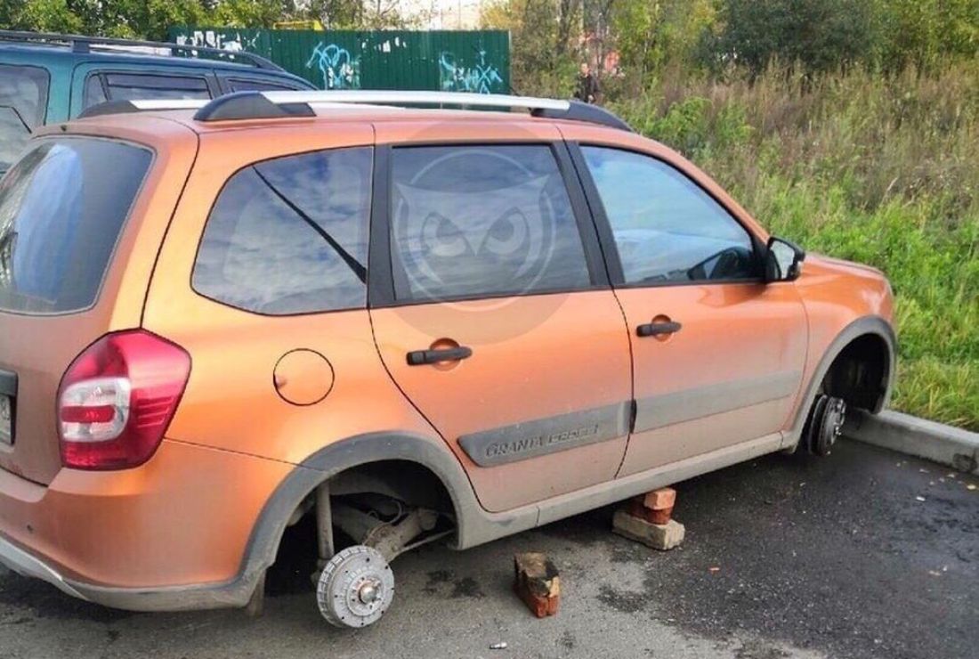 В пензенском районе Шуист воры «разули» автомобиль