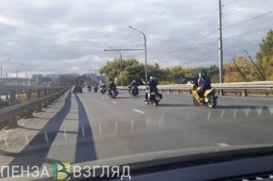 «Две минуты беспрерывного потока». Пензенеца шокировало количество мотоциклистов на дороге
