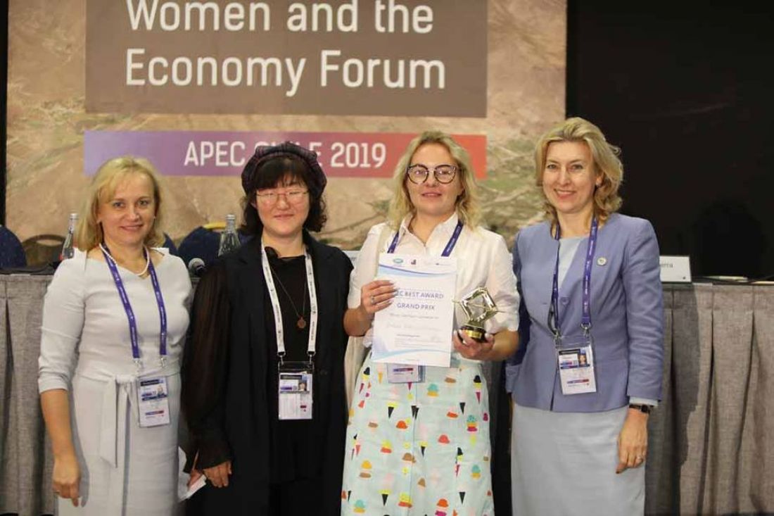 Престижную награду «APEC BEST AWARD» получила клиент банка «Открытие»