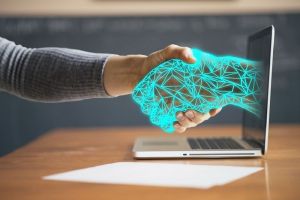 В банке «Открытие» инвестируют в роботов