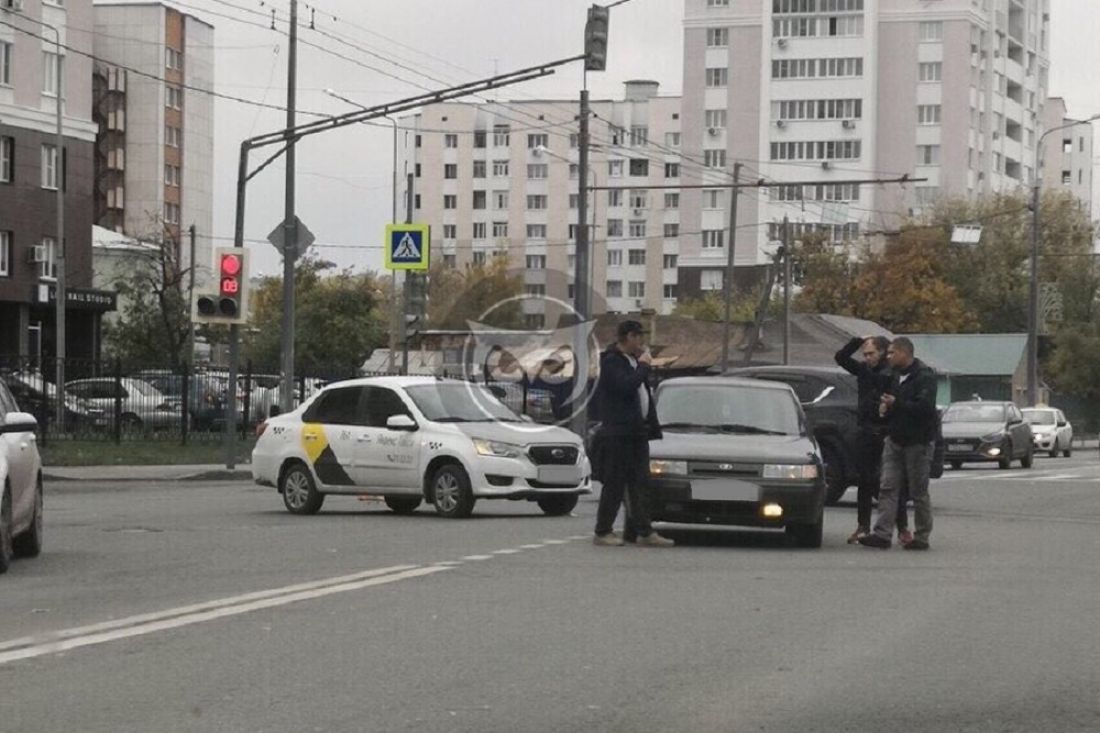 Пензячка сообщила об аварии в центре города