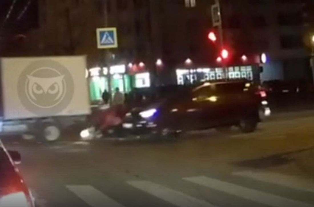 Спорная авария на пересечении улиц Гоголя и Свердлова в Пензе попала на видео