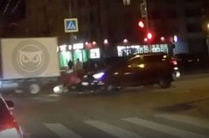 Спорная авария на пересечении улиц Гоголя и Свердлова в Пензе попала на видео