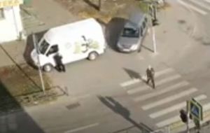 В центре Пензы водитель поупражнялся в маневрах на тротуаре. Видео