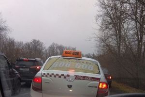 Около Ахунского переезда под Пензой образовалась огромная пробка