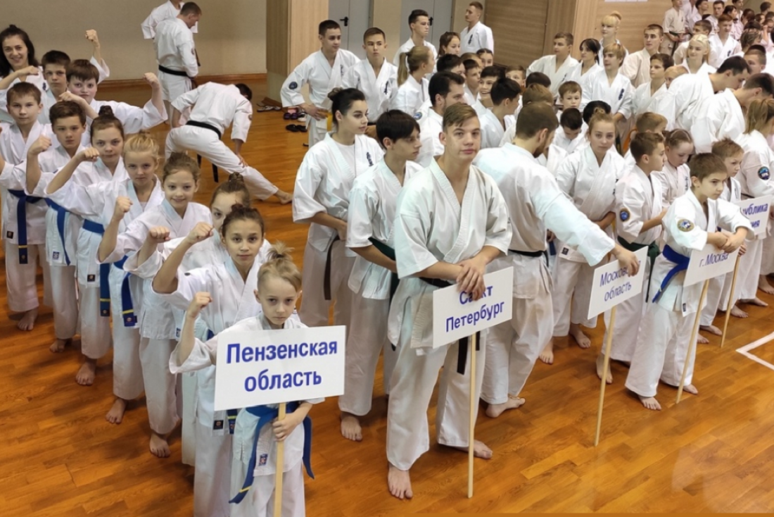 Пензенские спортсмены вернулись с медалями со всероссийского турнира по киокусинкай