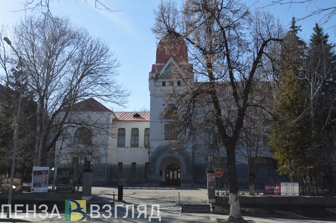 Пензенцев познакомят с известной картиной Ивана Шишкина