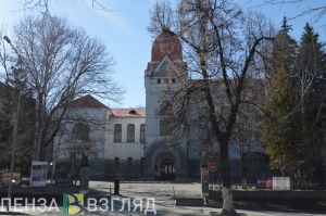 Пензенцев познакомят с известной картиной Ивана Шишкина