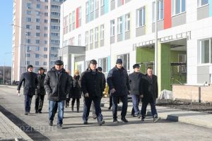 Пензенский губернатор проинспектировал стройки детсадов и школ