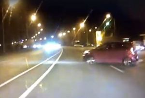 «Опасная женщина!» На трассе «Урал» в Пензе водитель совершил ужасный маневр. Видео