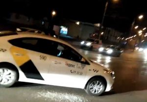 Соцсети: в пензенской Терновке водитель такси забился в конвульсиях. Видео