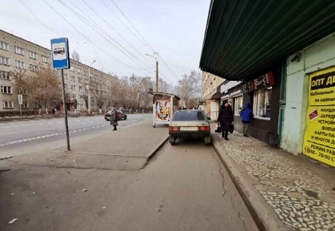 Манера парковки пензенских студентов вызвала бурные споры. Фото
