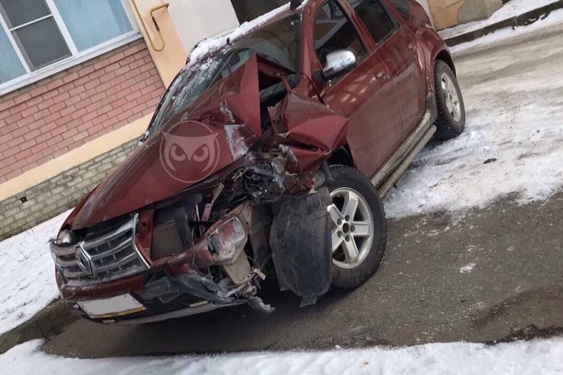 «Разбили машину». В Пензе с иномаркой случилось странное ДТП