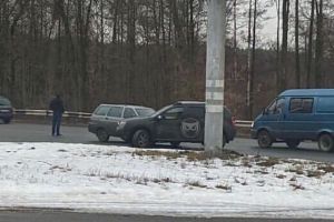 На Ахунском переезде в Пензе «универсал» врезался в иномарку