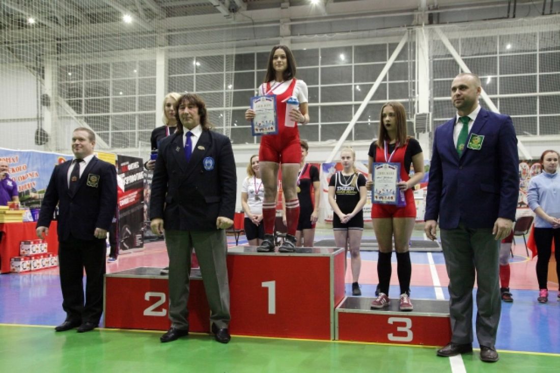 Пензячка завоевала «бронзу» на чемпионате ПФО по пауэрлифтингу