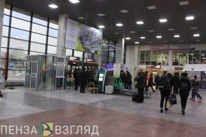 Еще одни часы на Привокзальной площади, ДТП в Терновке и гололедица - новости Пензы за 20 декабря