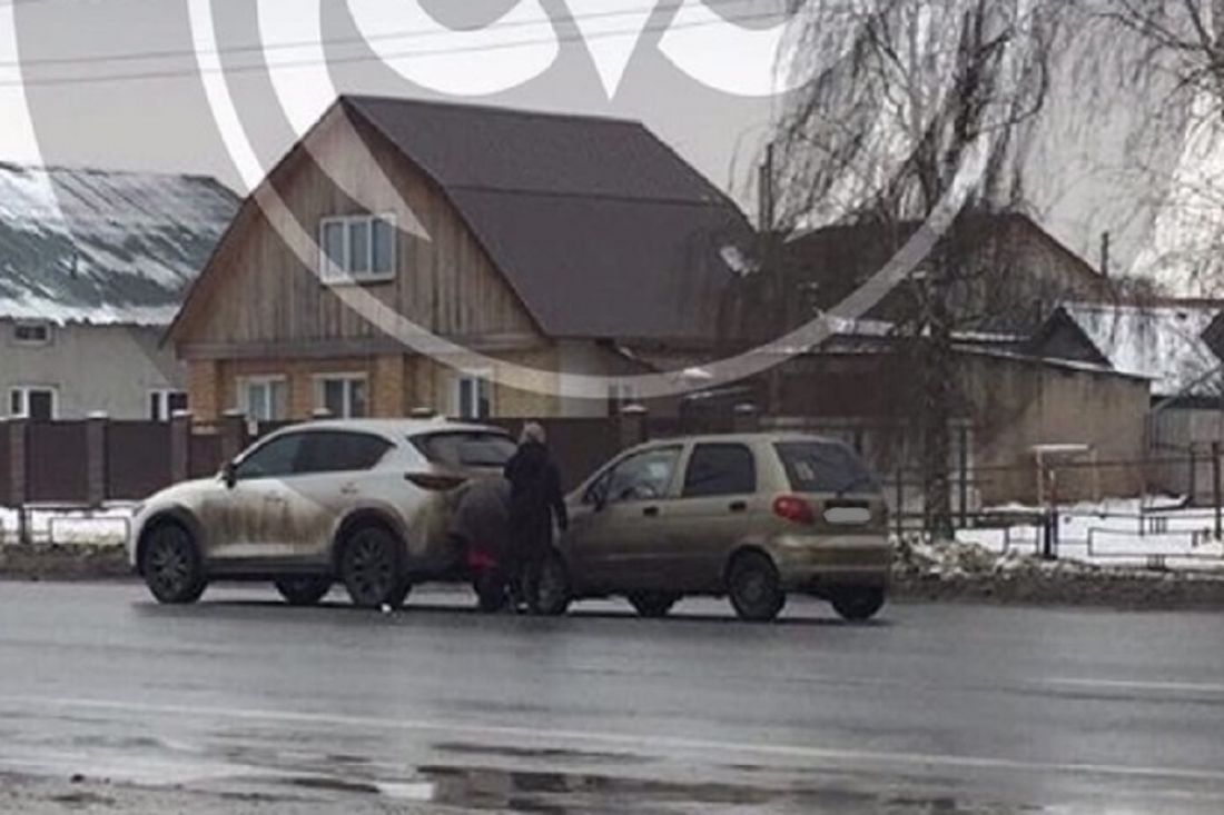 В пензенской Терновке «Matiz» врезался в кроссовер