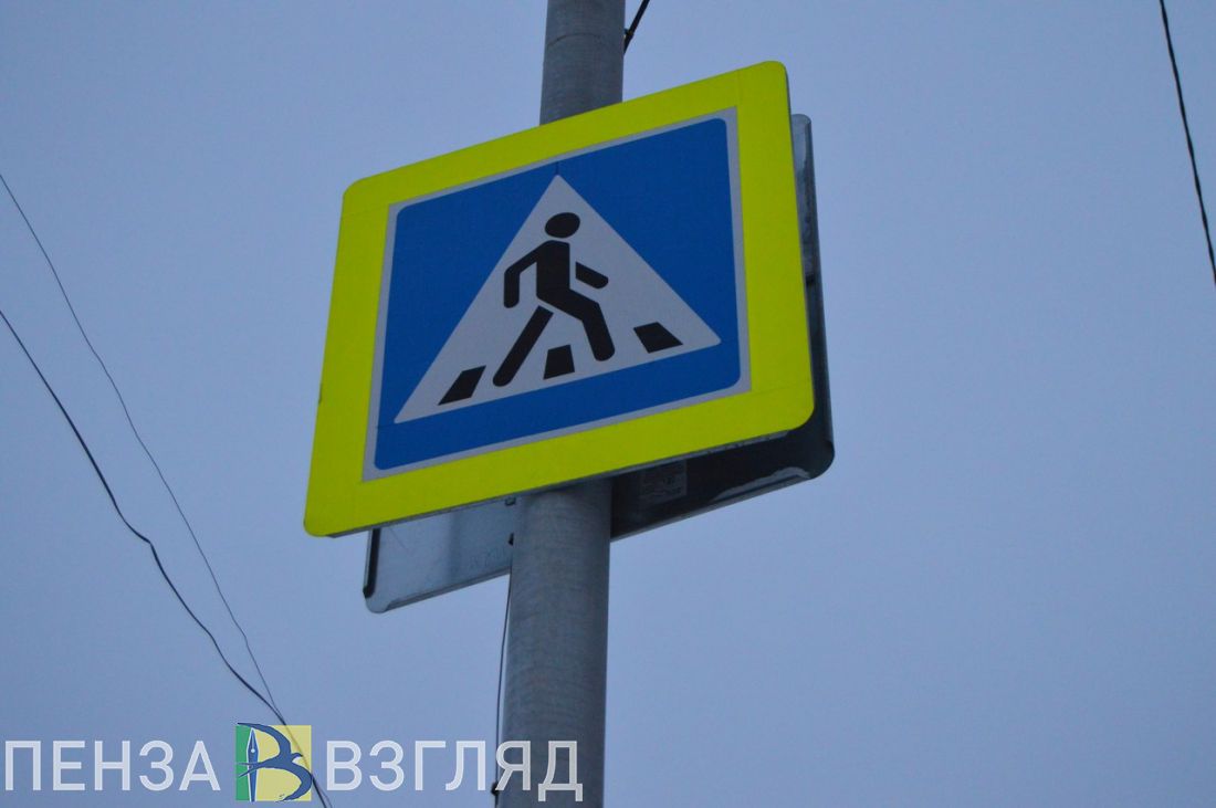 Соцсети: в Сердобске женщина-водитель сбила двух девушек
