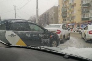 Очевидцы сообщают об аварии на кольце у «Глобуса» в Пензе