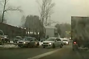 Момент утреннего ДТП на Севере в Пензе попал на видео