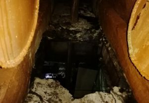 ЧП на заводе, штраф директору УК и внезапный пешеход: новости за 5 февраля