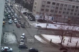 Пензенцы сообщают о дорожном хаосе на улице Пушкина