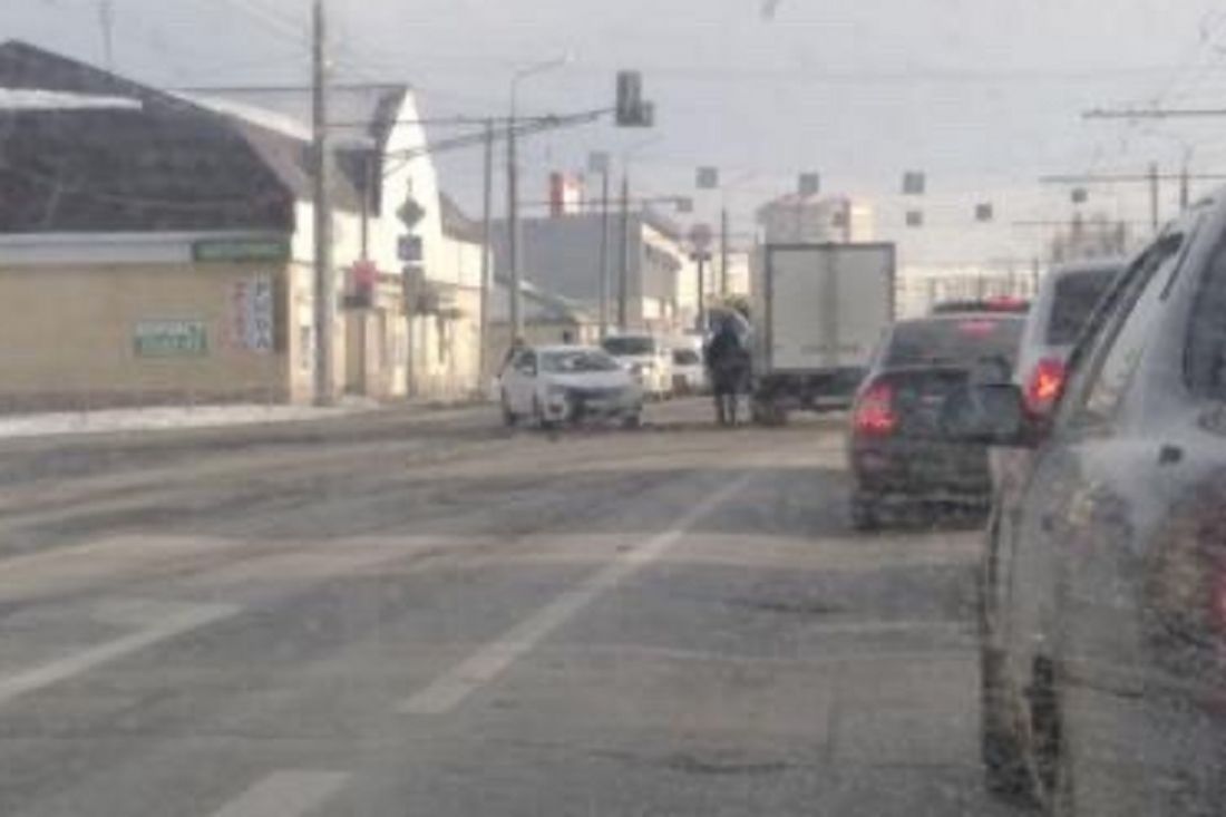 Авария в пензенской Терновке затруднила движение транспорта