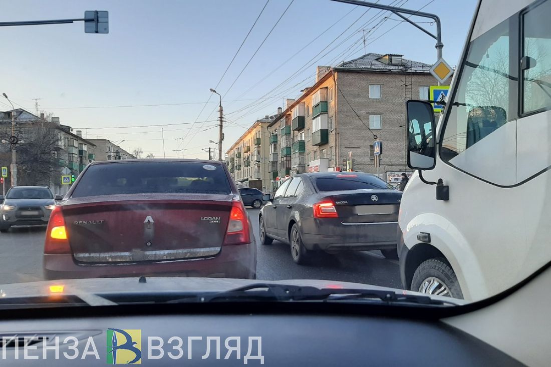 ДТП на улице Калинина в Пензе спровоцировало пробку