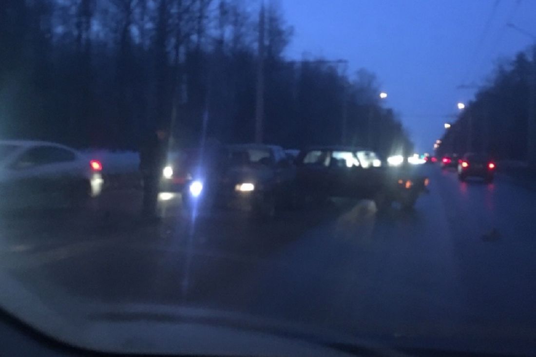 ДТП на улице Окружной в Пензе затруднило проезд транспорта