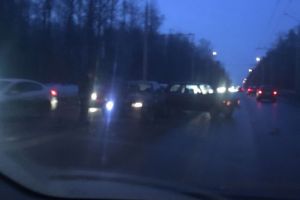 ДТП на улице Окружной в Пензе затруднило проезд транспорта