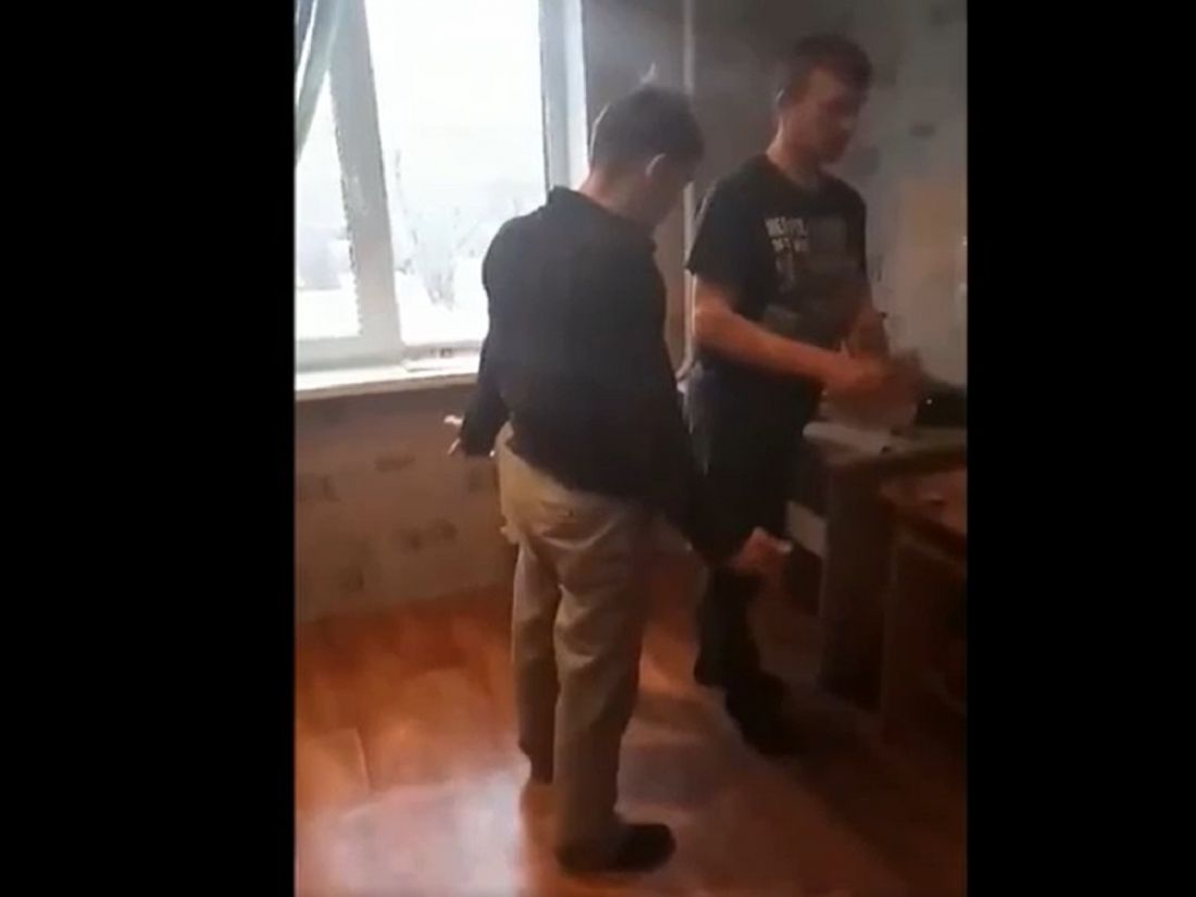 Пьяный пензенский патриот попытался сделать «харакири» на камеру