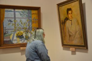 В Пензе открывалась выставка «Солнце на ладони»