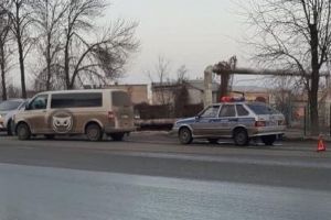 К месту тройной аварии в Пензе прибыли сотрудники ГИБДД