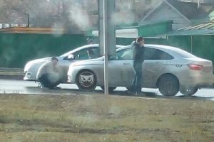 В центре Пензы машина такси попала в аварию