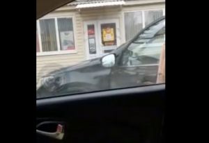 Пензячка оказалась в центре скандала из-за парковочного места. Видео